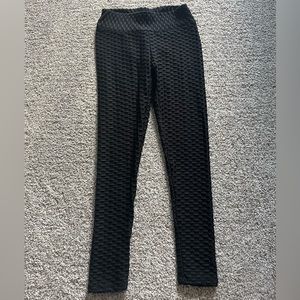 Stella Luce Black Scrunch Butt Leggings